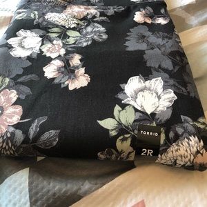 Torrid pixie pant 2x regular